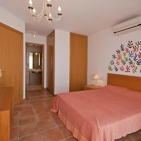 Club Villamar - Claire Villa