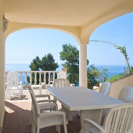 Club Villamar - Claire Villa